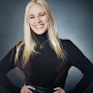 Meet your Posher, Rebecca